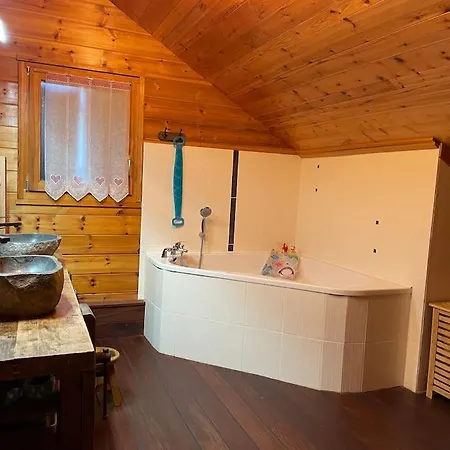 Chalet Le Blanc De Avec